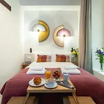 Galera Rooms